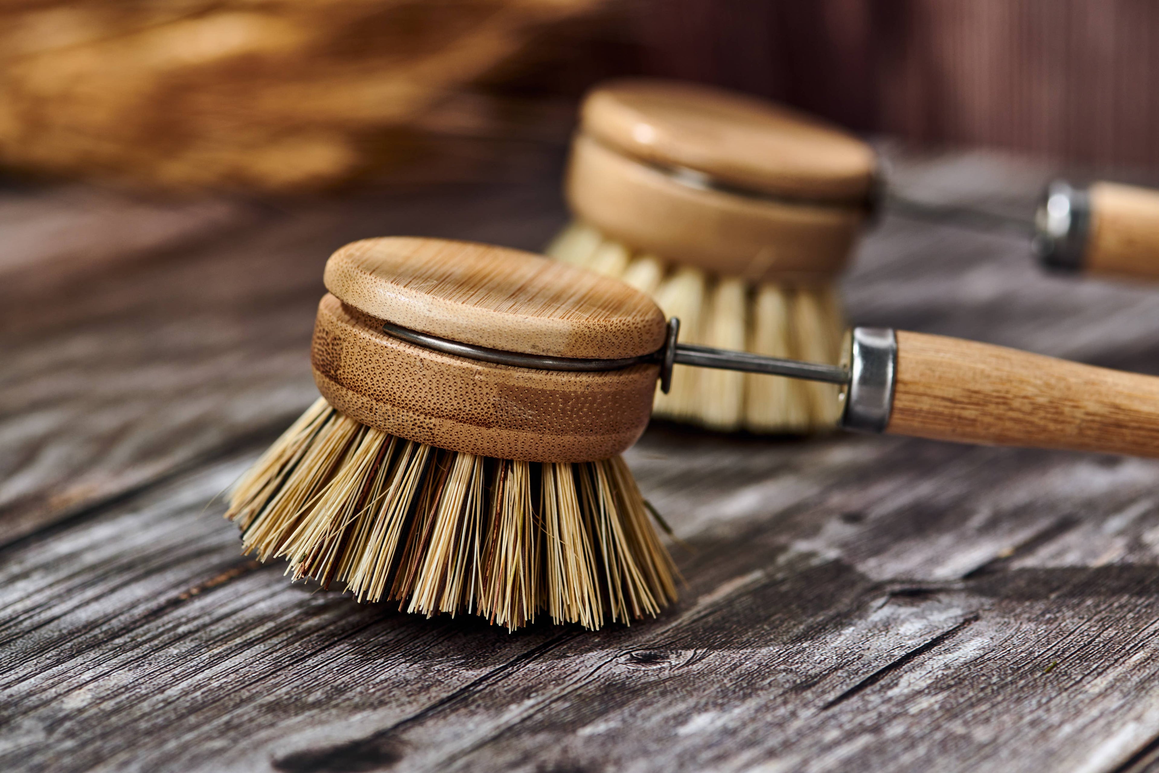 Long Handle Wood & Metal Dish Brush: Firm