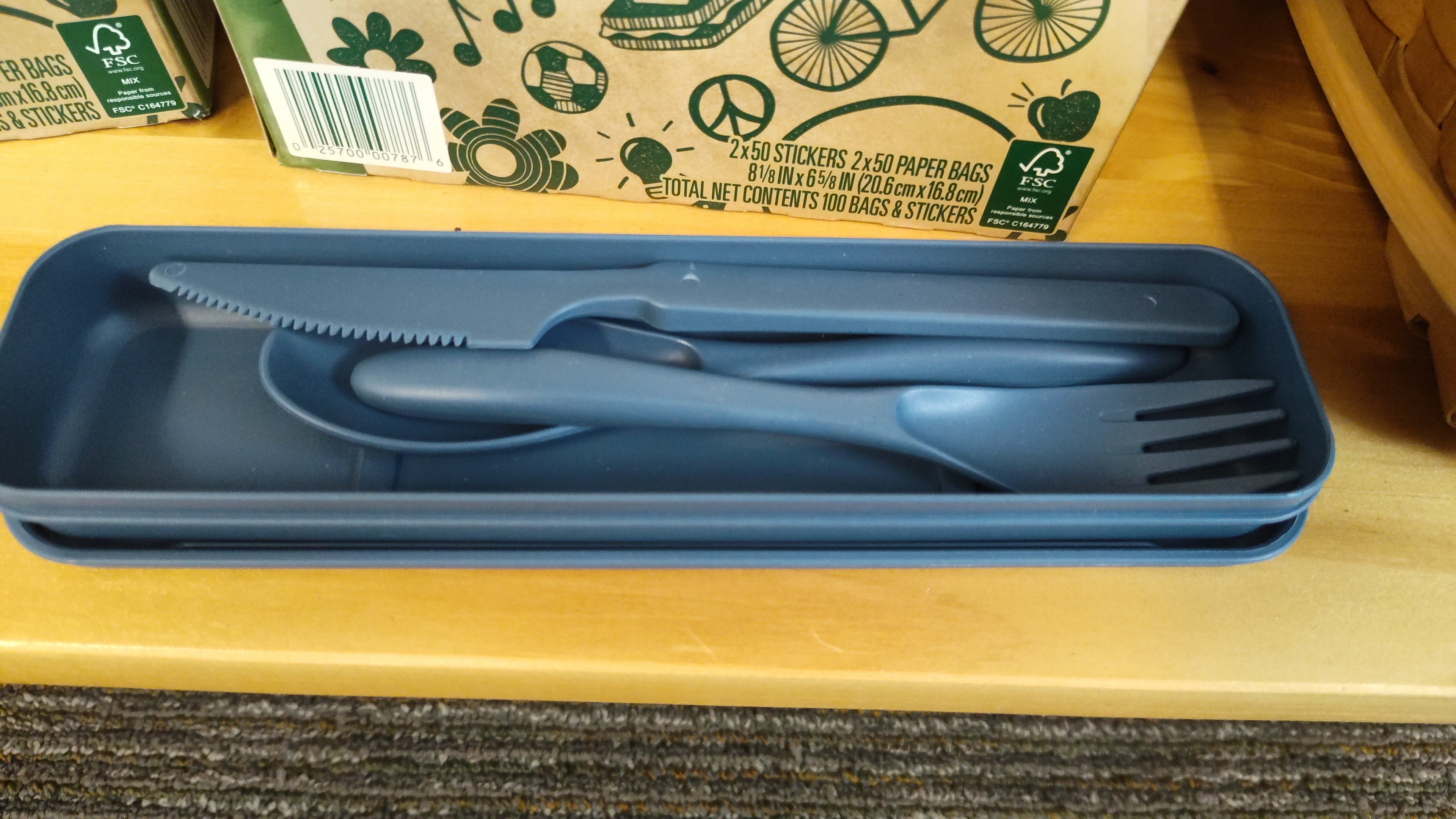 Travel utensil set, wheat straw. Various colors.